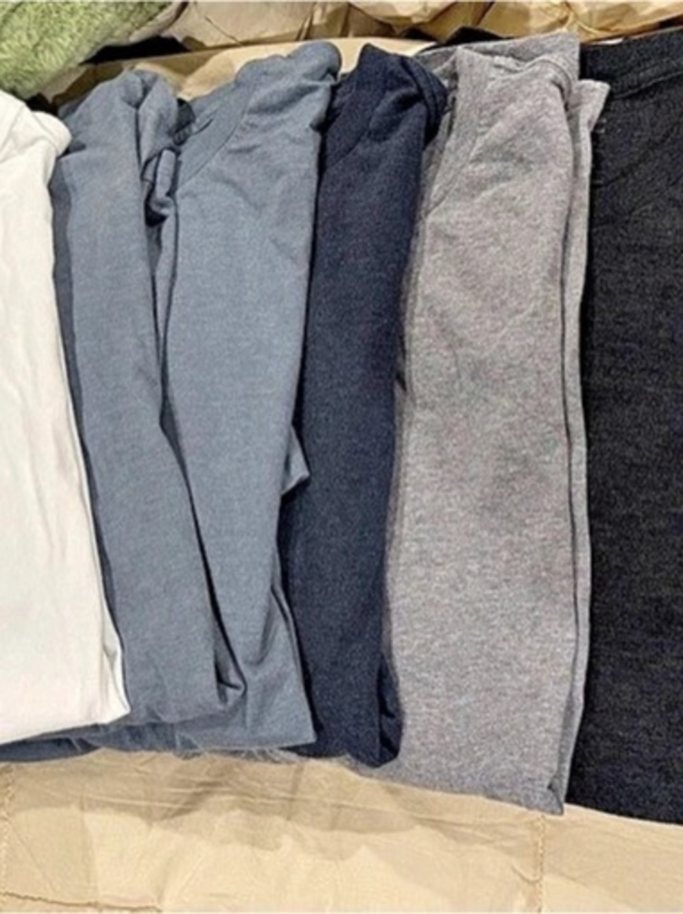 Fresh Clean Threads StratuSoft Crew Neck T-Shirt Bundle XL. New without tags